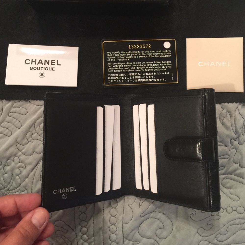 Authentic Chanel Wallet - Picture 2 of 7